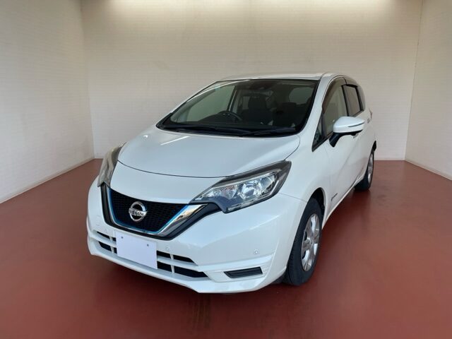 NISSAN NOTE Exterior