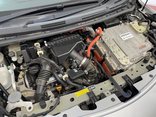 NISSAN NOTE Engineroom