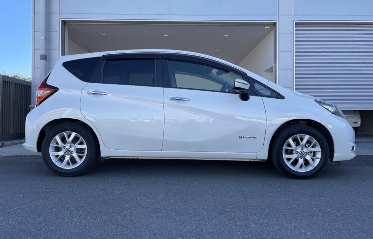 NISSAN NOTE Exterior