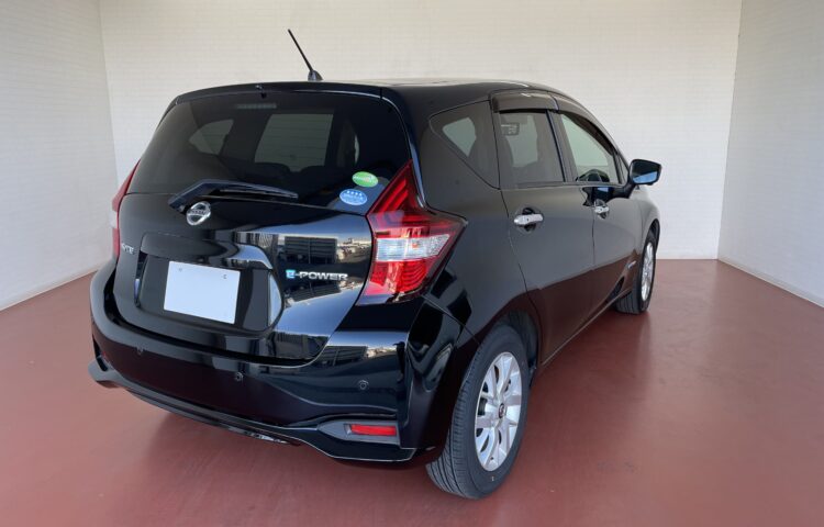 NISSAN NOTE Exterior