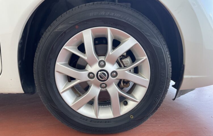 NISSANNOTE aluminumWHEEL