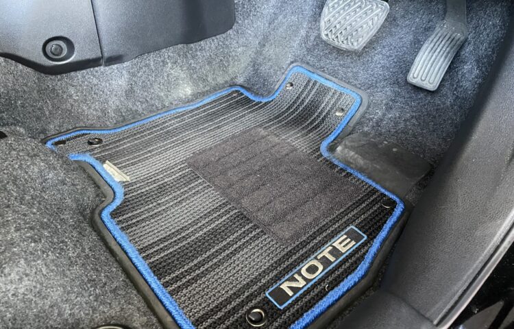 NISSAN NOTE FLOOR MAT