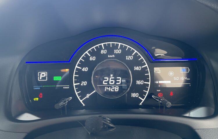 NISSAN NOTE interior/meter